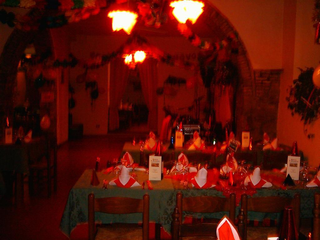 Hotel Il Malandrone Rosignano Marittimo Esterno foto