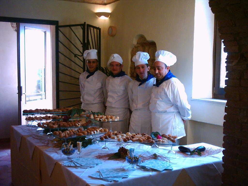 Hotel Il Malandrone Rosignano Marittimo Esterno foto